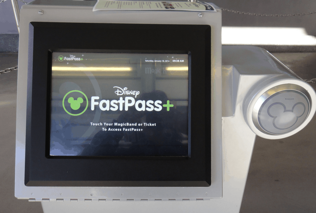 Walt Disney World to Crack Down on Guests Taking Advantage of FastPass+ ...